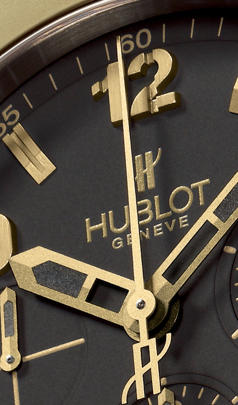 Hublot Big Bang Bullet Bang limited edition watch in Cermet (detail, 12 numerical and hands)